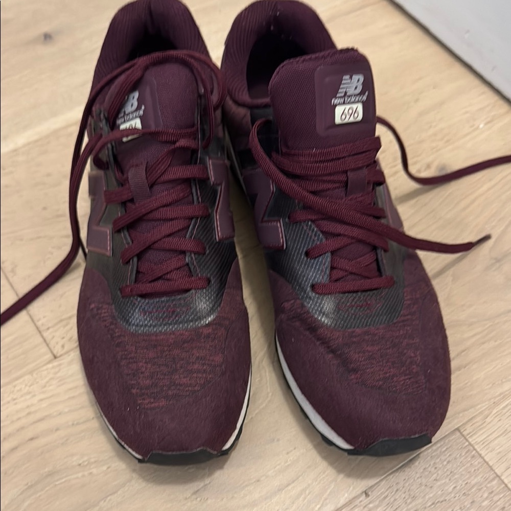 New Balance Women’s Burgundy Sneakers size 7